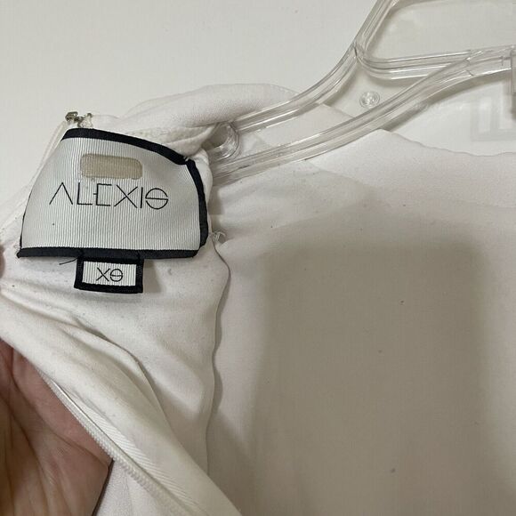 ALEXIS off white ruffle hem tiered sleeve mini dress size XS - Picture 5 of 9